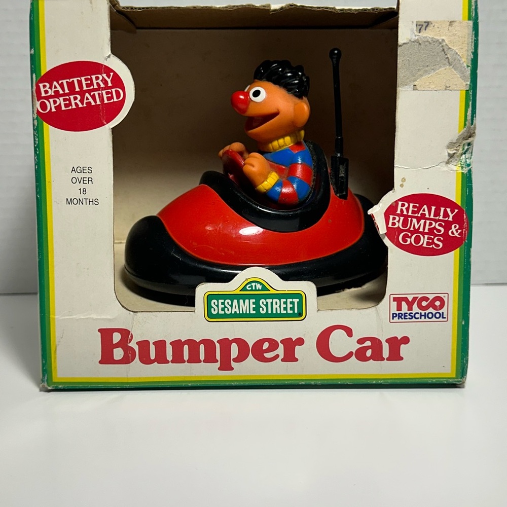 Sesame Street Bumper Car Toy - Red